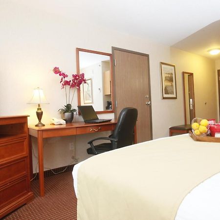 Stonebridge Hotel ดอว์สันครีก ภายนอก รูปภาพ