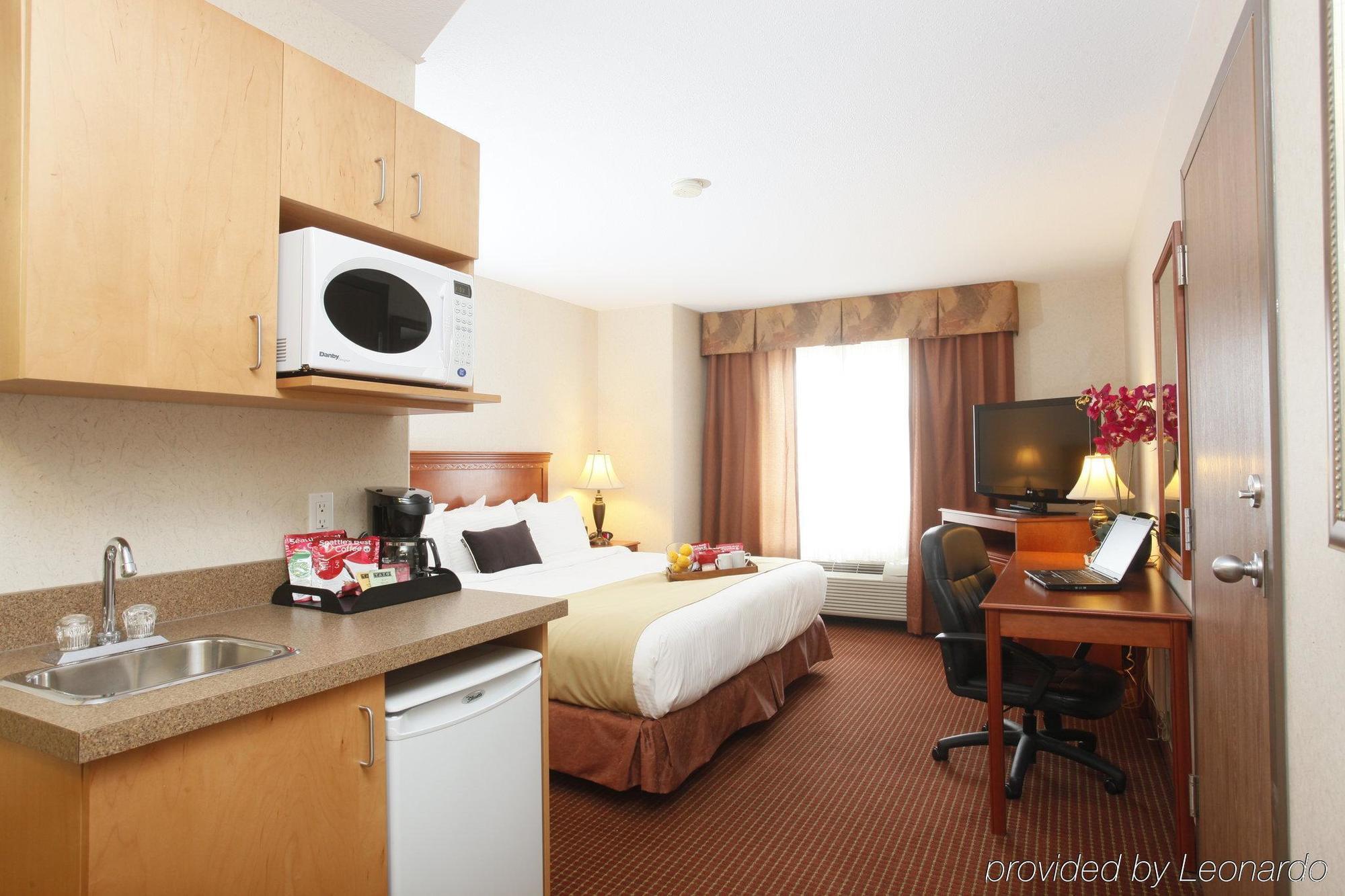 Stonebridge Hotel ดอว์สันครีก ภายนอก รูปภาพ