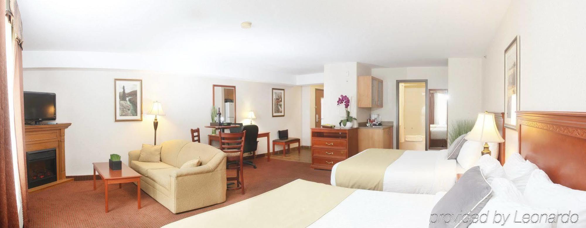 Stonebridge Hotel ดอว์สันครีก ภายนอก รูปภาพ